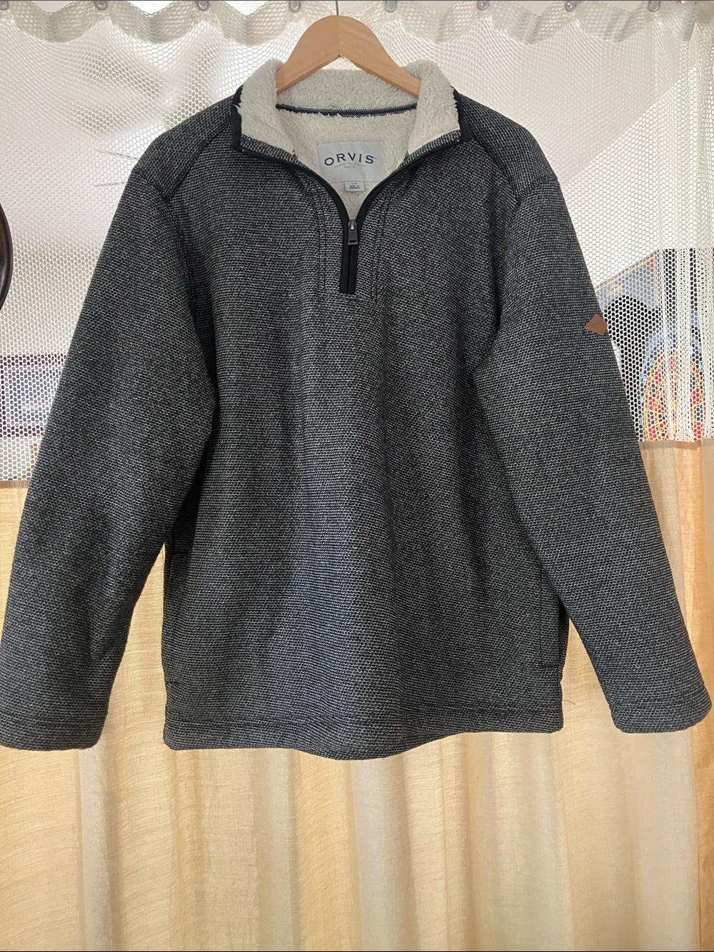 Orvis Men’s Charcoal Gray Half-Zip Sweater with Sherpa Collar